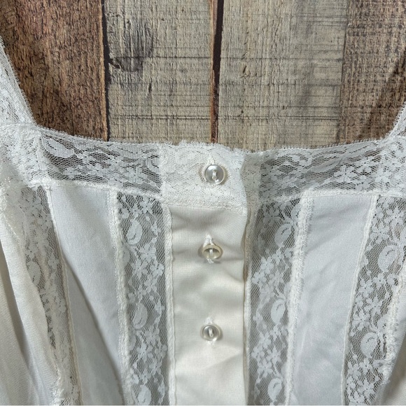 Vintage White Lace Trim Satin Camisole Romantic Button Front Cottagecore Top - Picture 2 of 6